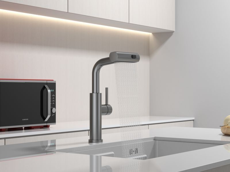 Смеситель на кухню водопад с выдвижной лейкой графит Nett LGr-35 200 фото