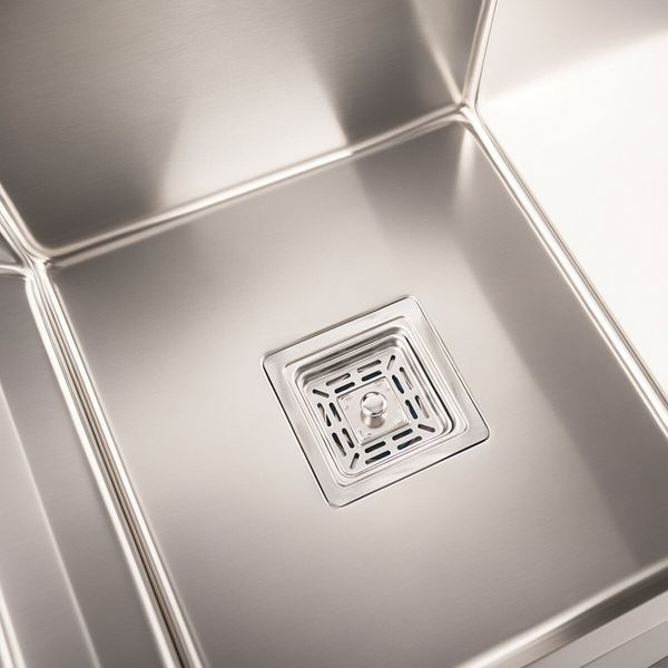 Кухонная мойка нержавейка Platinum Handmade HDB на две чаши (квадратный сифон, 3.0/1.0) 36733 фото