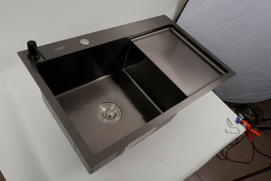 Кухонная мойка СМ 78*50 L PVD черная Platinum Handmade (круглый сифон 3.0/0.8) 44565 фото